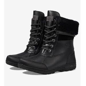 Ugg Butte II Kids Size 5 Black